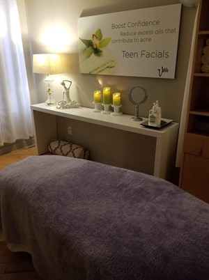 Hydra-Cloud Facial Photo